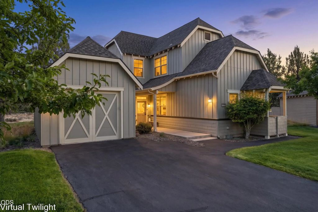 11176 Desert Sky Loop, Redmond