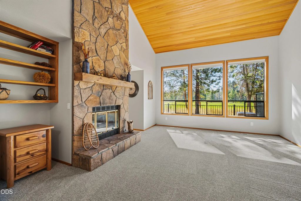 17777 Topflite Lane, Sunriver