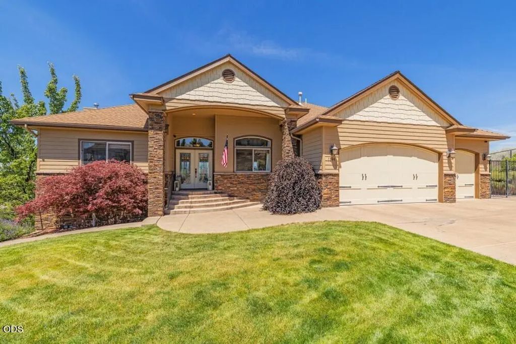 1354 Ridgecrest Drive, Klamath Falls