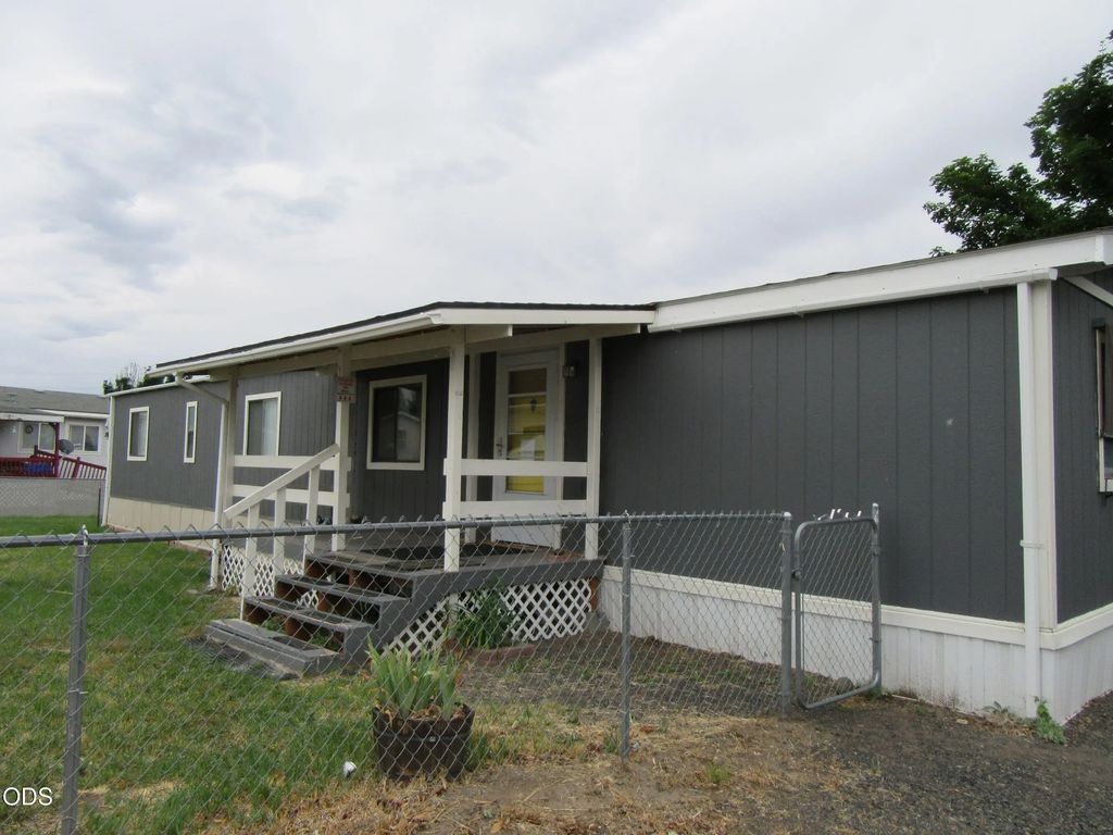 4751 Bellm Drive Spc 33, Klamath Falls