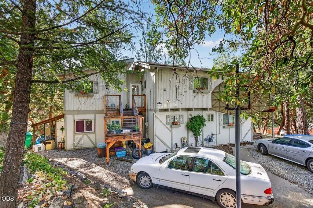 1277 N 5th Avenue, Gold Hill
