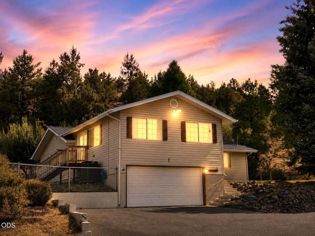 14413 Highway 66, Klamath Falls