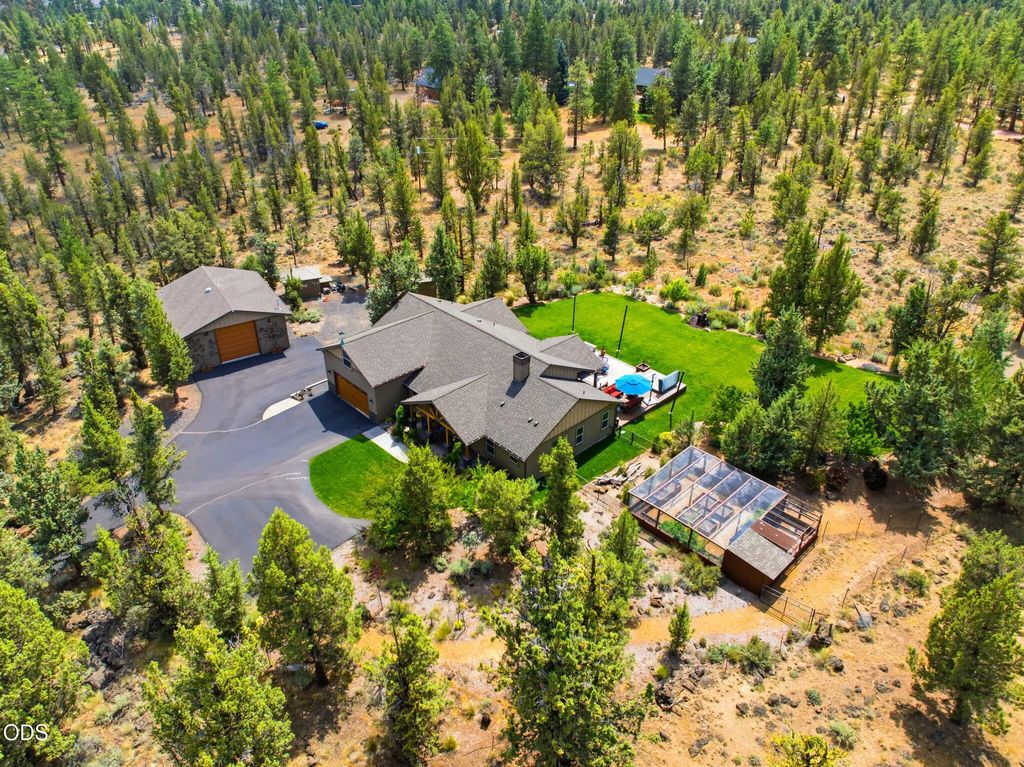 67295 Gist Road, Bend