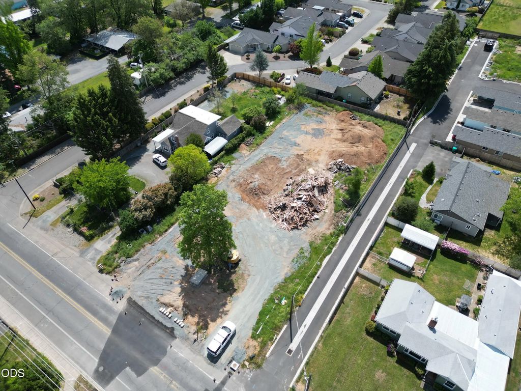 1419 Fruitdale Drive, Grants Pass