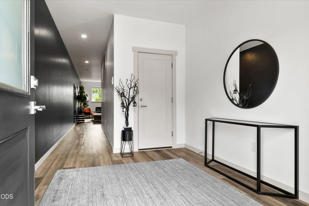538 Nw 28th, Redmond