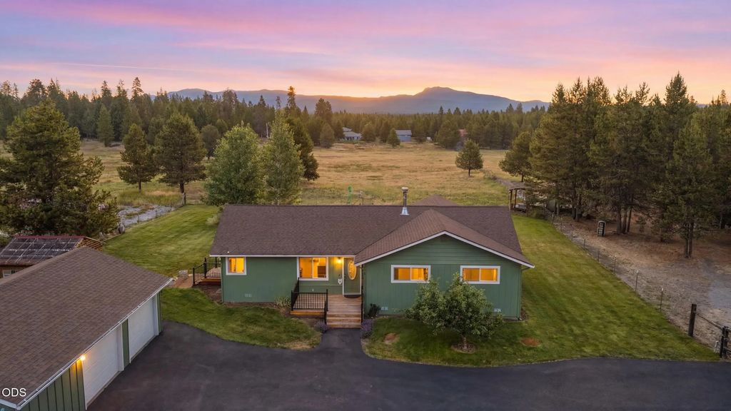 16250 South Drive, La Pine