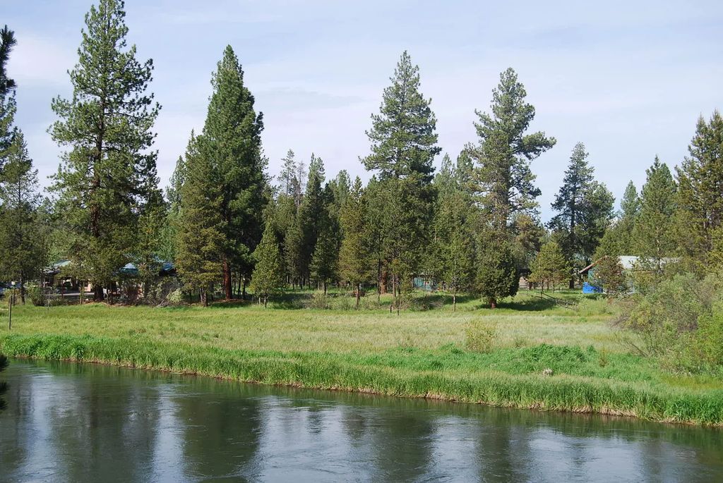 16245 Bear Lane, Bend