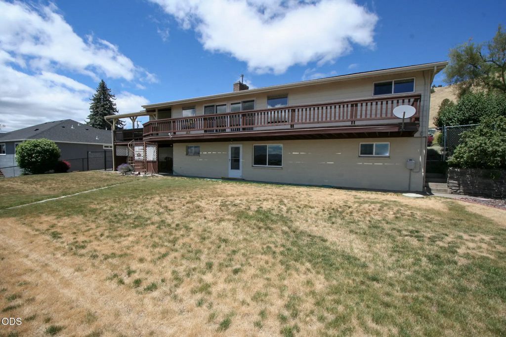 7846 Donegal Avenue, Klamath Falls