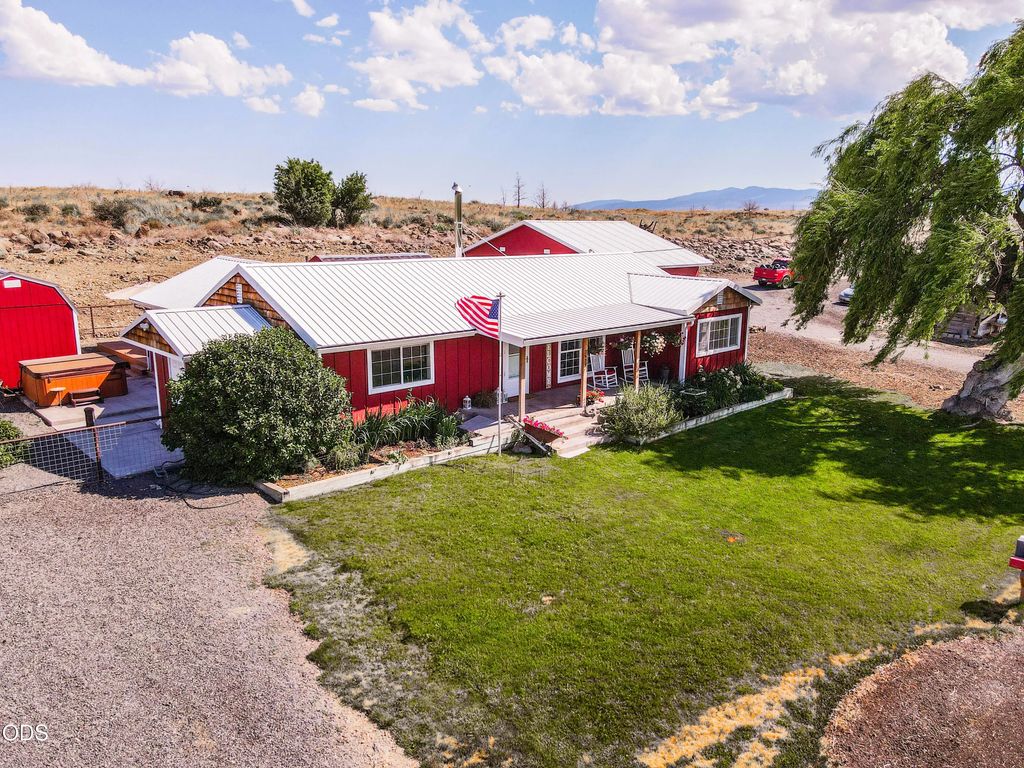 7479 County Road 120, Tulelake