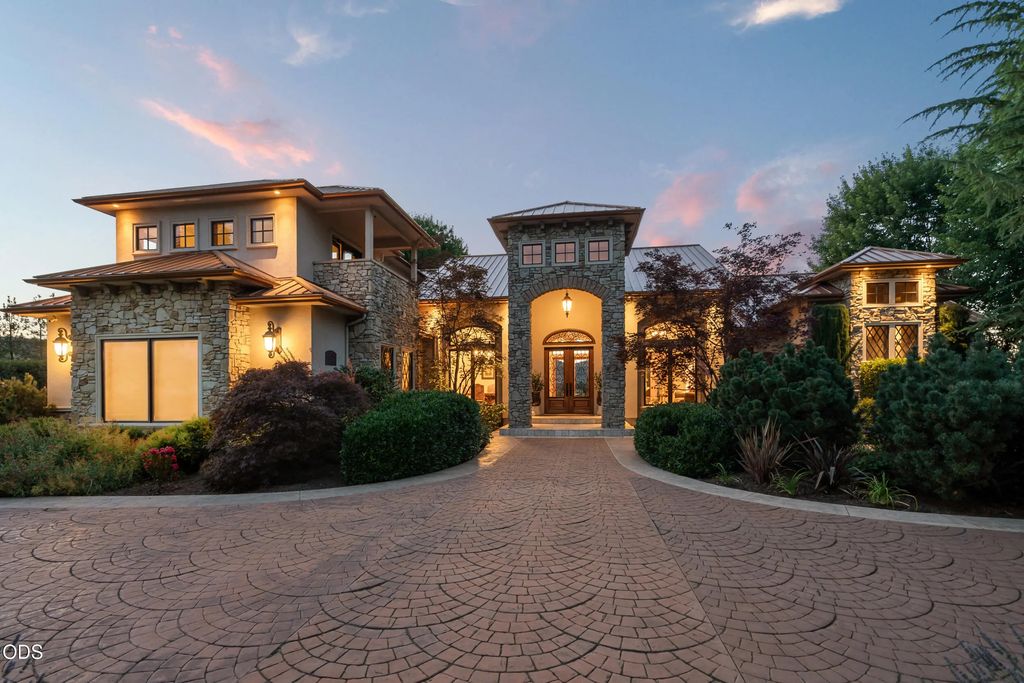 3922 Bellinger Lane, Medford