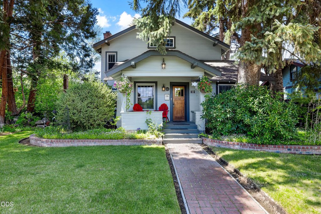 305 Nw Columbia Street, Bend