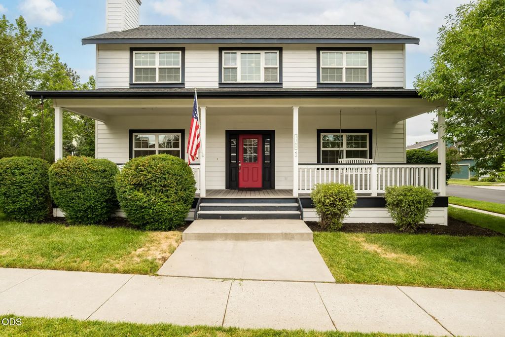 3368 Ne Wild Rivers Loop, Bend