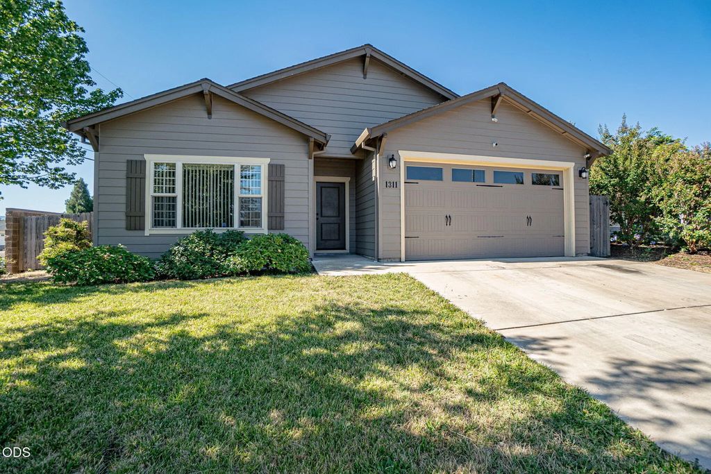 1311 Swayze Lane, Medford