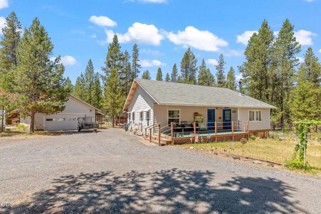 53621 Woodchuck Drive, La Pine