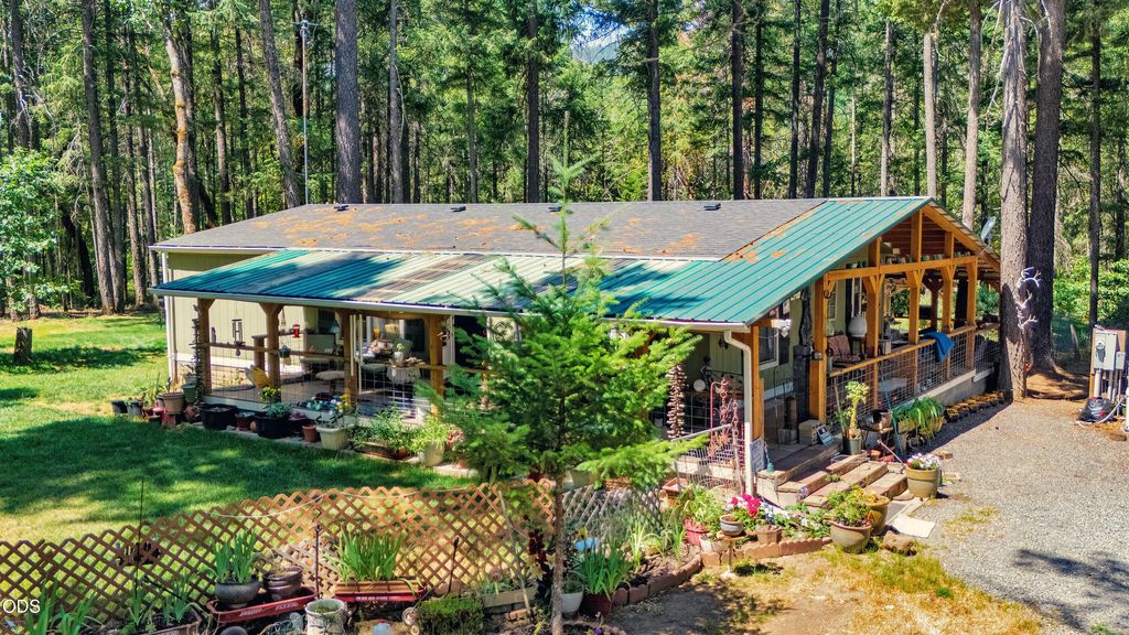 127 Wildpark Lane, Selma