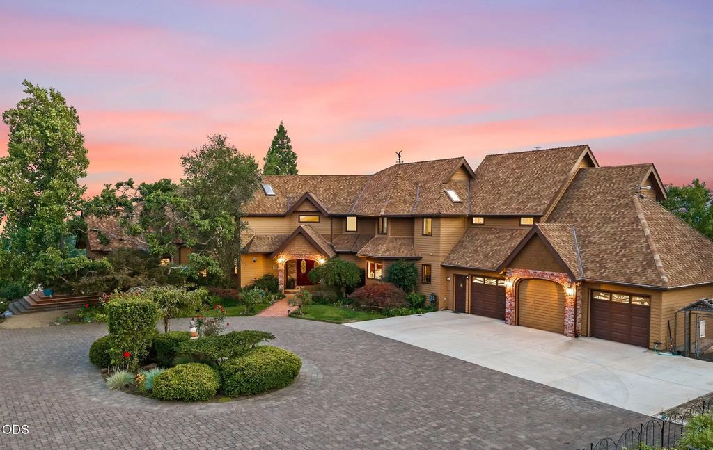 808 Pompadour Drive, Ashland