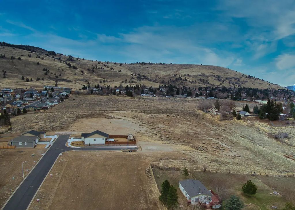 Shalynn Drive 73 And 74, Klamath Falls