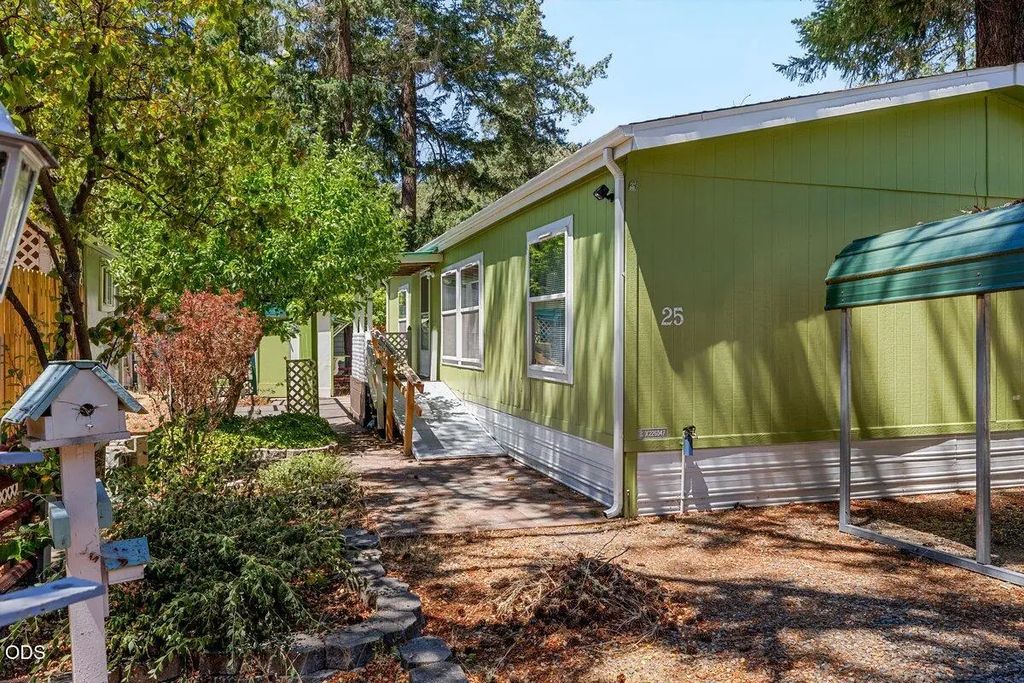 537 Thompson Creek Road Unit 25, Applegate