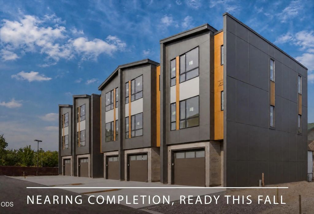 109 Sw Industrial Way 1, Bend