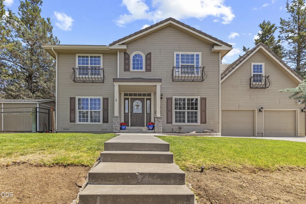 1231 Wild Plum Drive, Klamath Falls