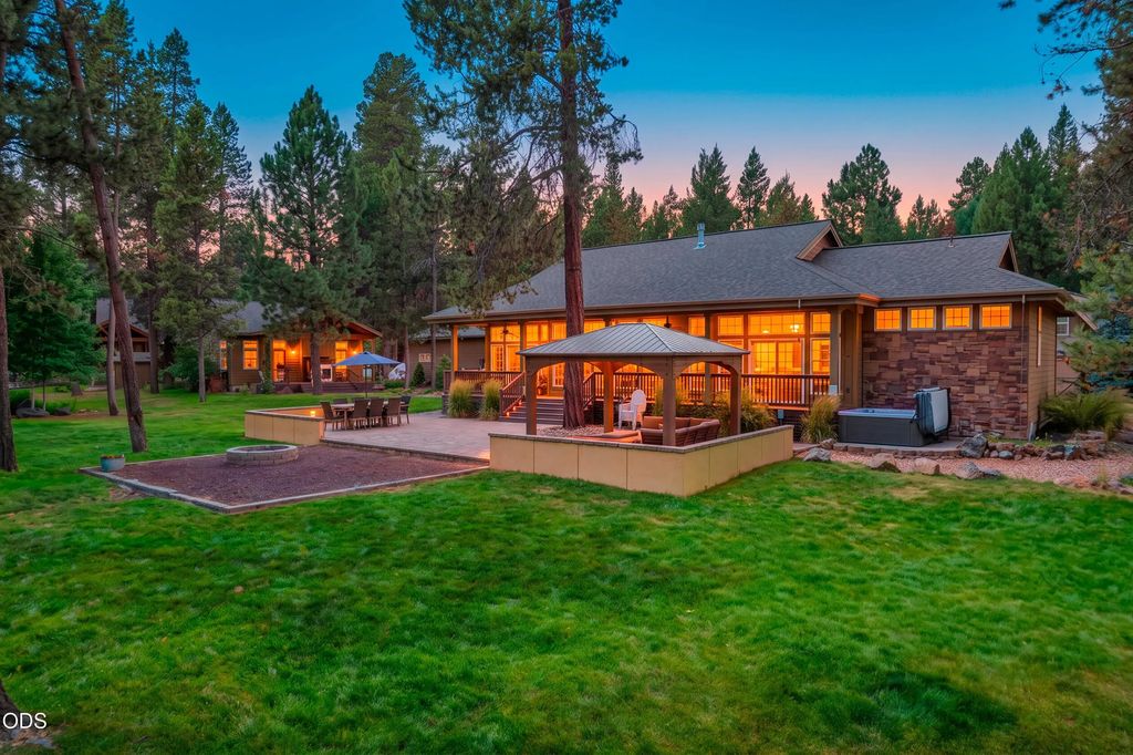 17075 Pasadena Road, Bend