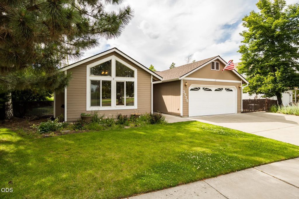 3775 Sw Ben Hogan Drive, Redmond