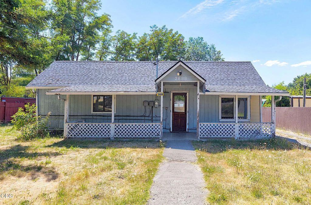 2688 Williams Highway, Grants Pass