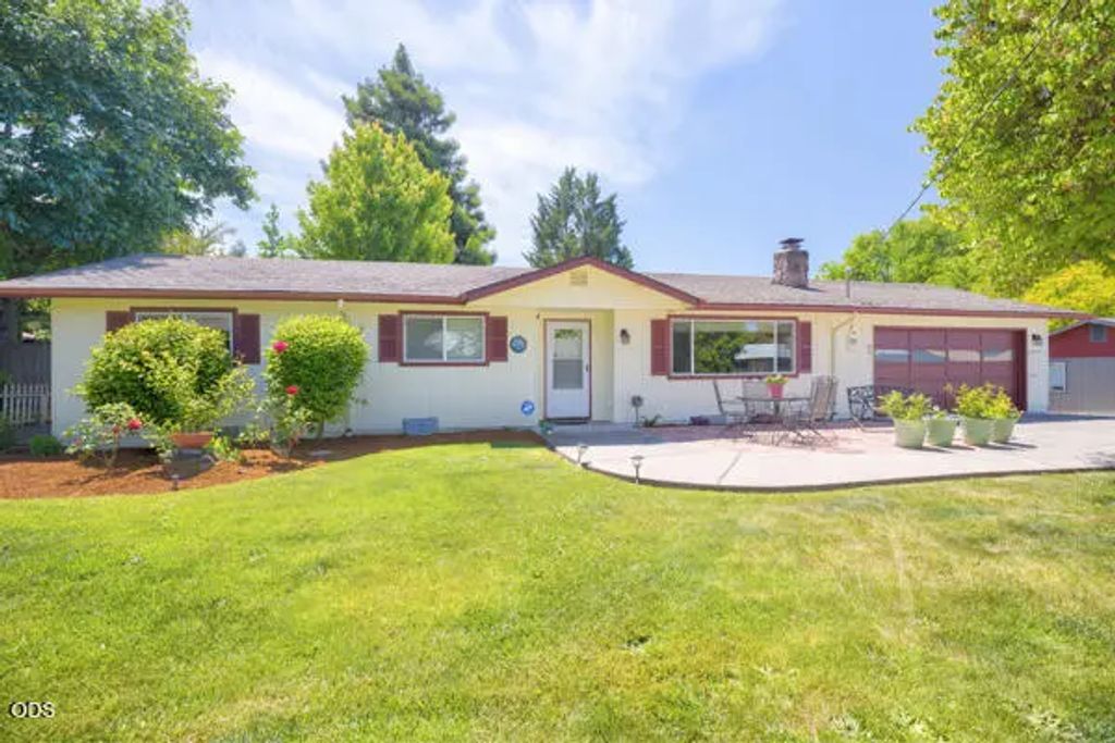 1429 Ne Meier Drive, Grants Pass