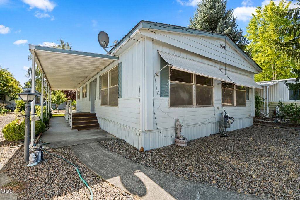 119 Briarwood Way, Grants Pass
