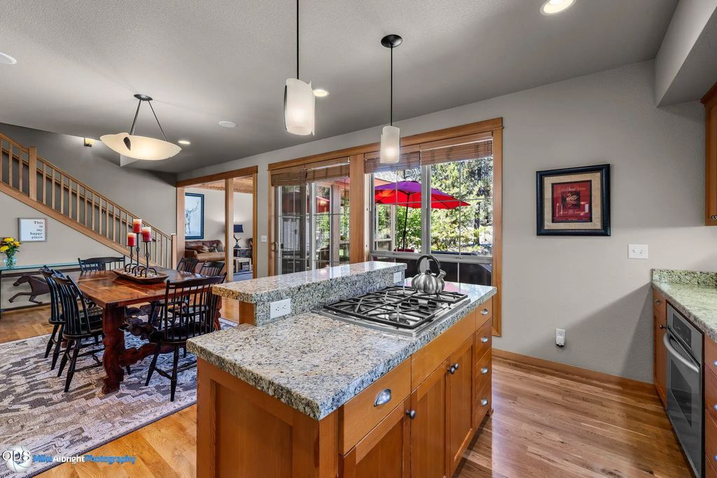 57163 Fremont Drive 13, Sunriver