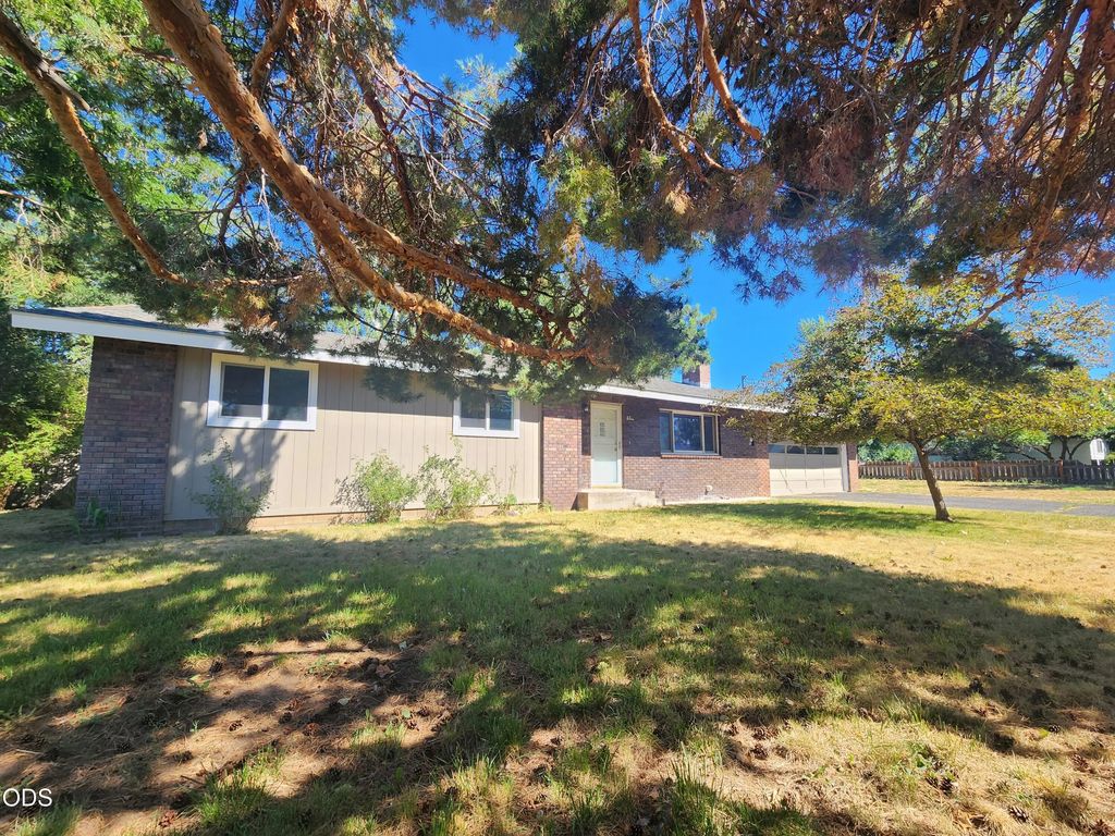 11127 Horizon Street, Midland
