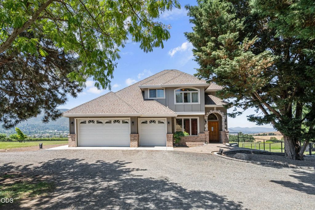 40 Ashland Acres Road, Ashland