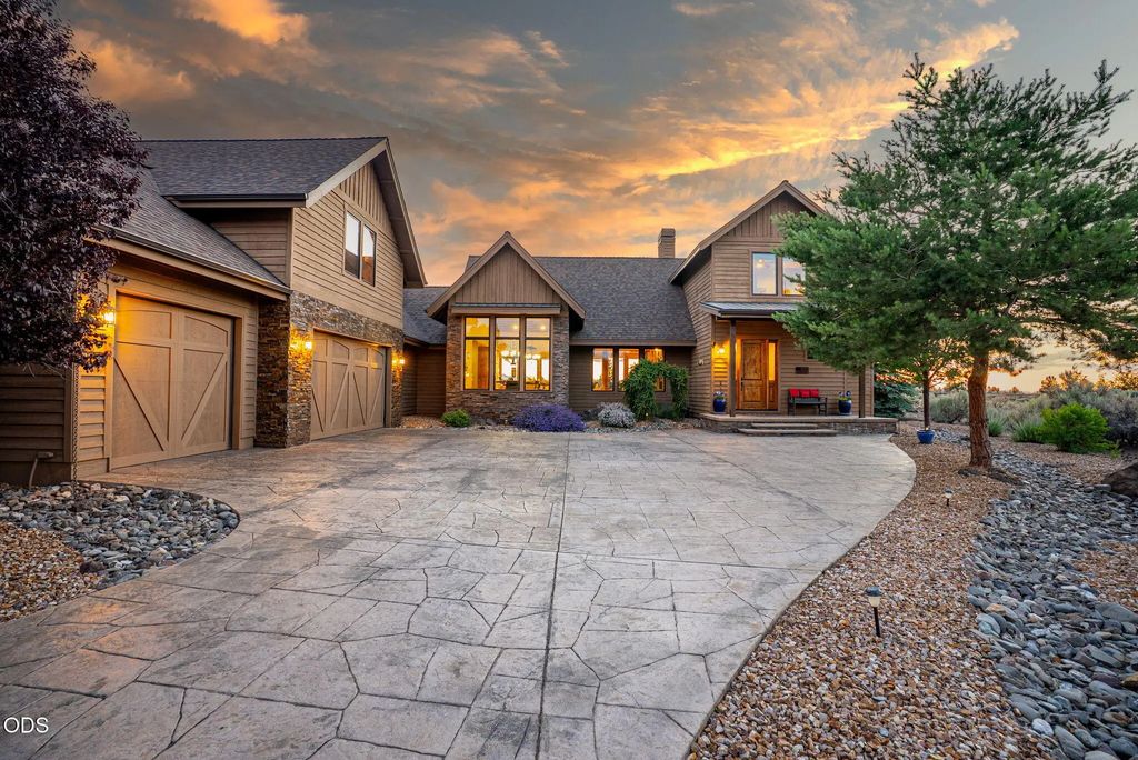 17171 Sw Chaparral Drive, Powell Butte