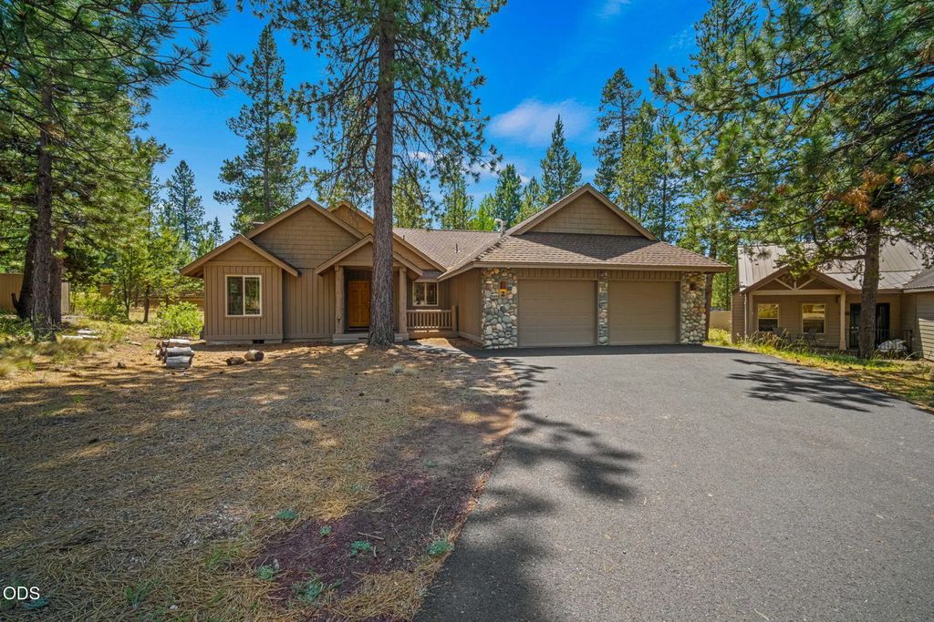 57641 Splitrock Lane 2, Sunriver