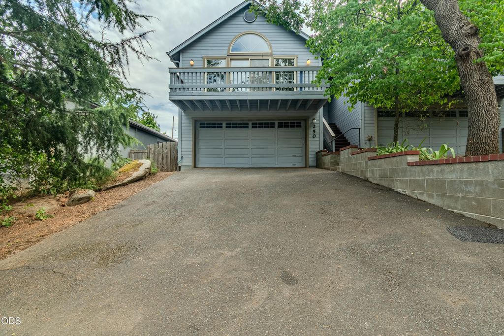 250 Sheridan Street, Ashland