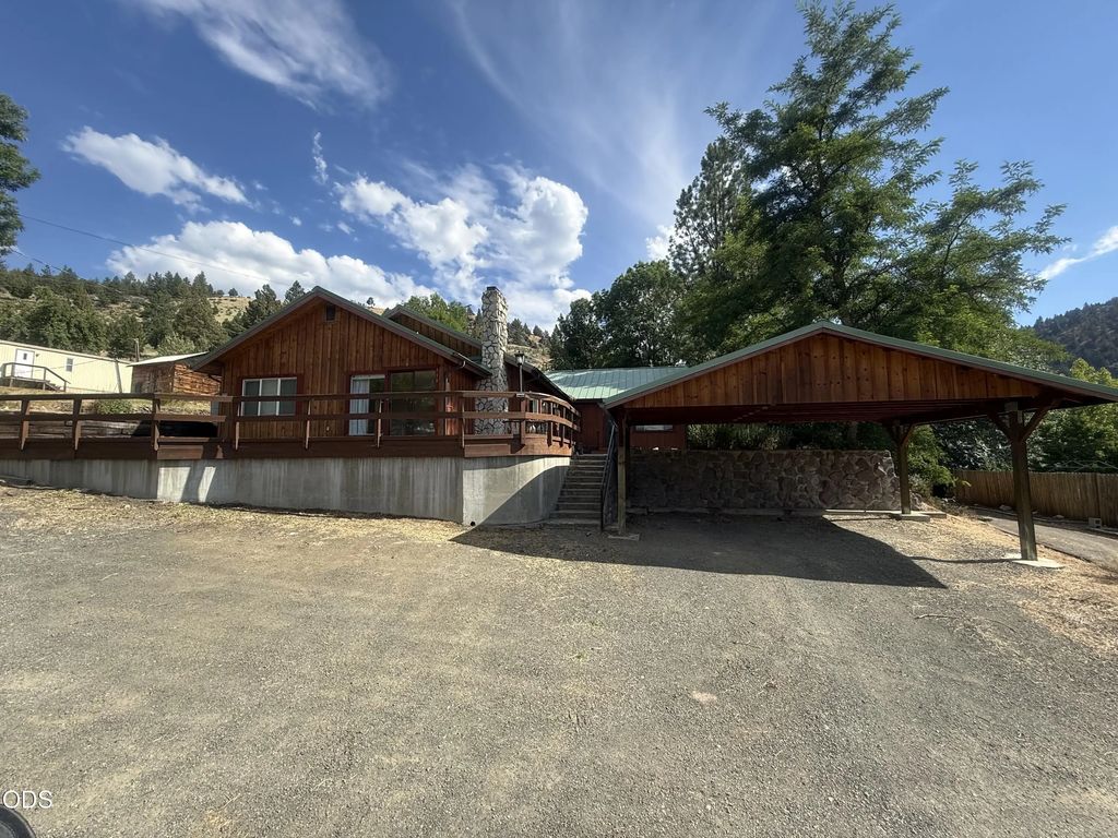 115 Rebel Hill Road, Canyon City