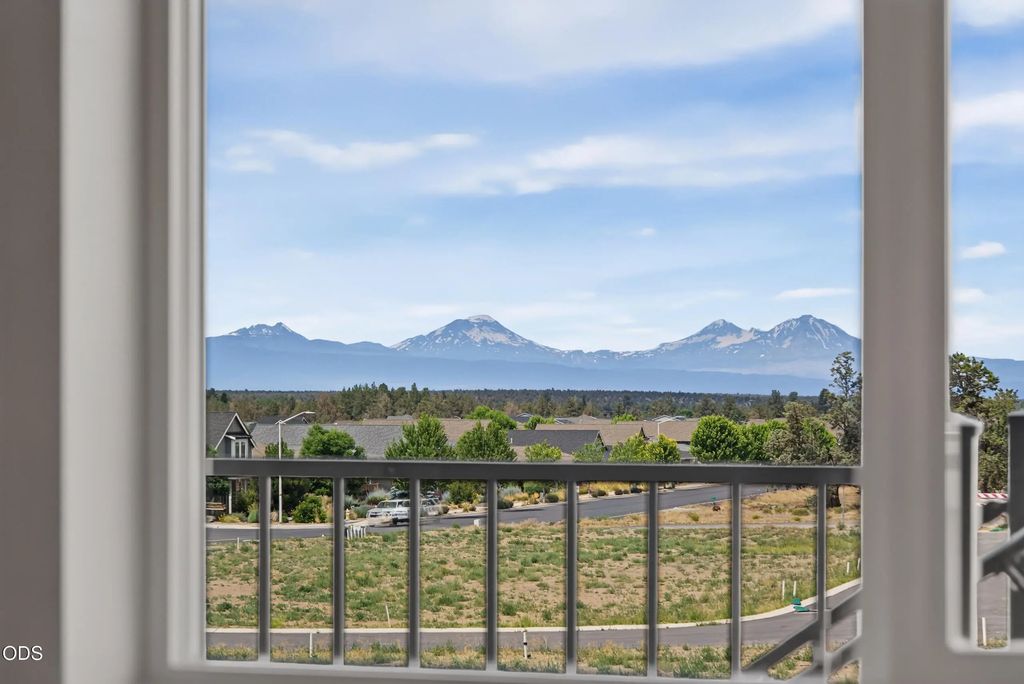 3932 Sw 39th Street Lot 39, Redmond
