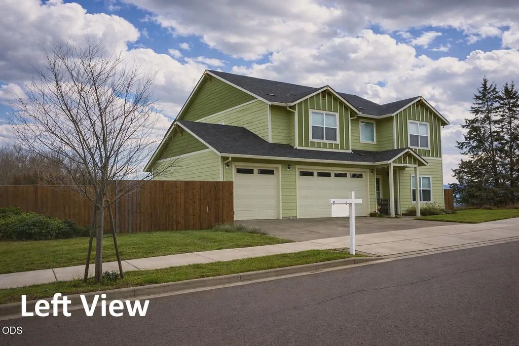 1004 Ruby Meadows, Eagle Point
