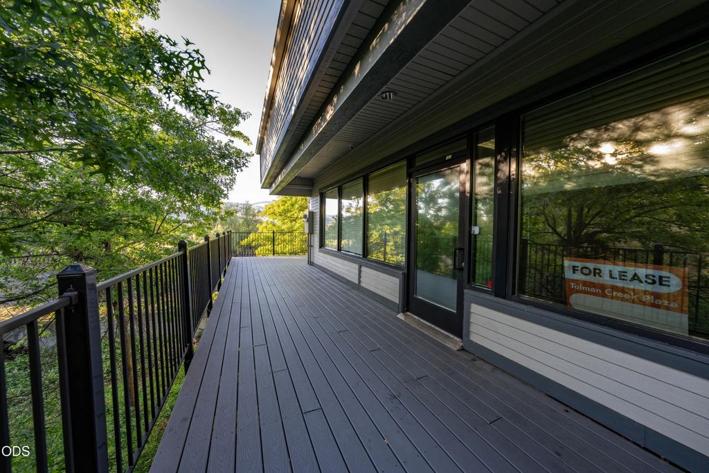 2321 Ashland Street 102, Ashland