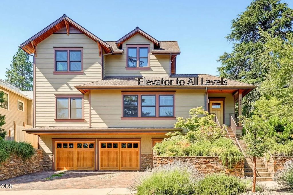 400 Allison Street, Ashland