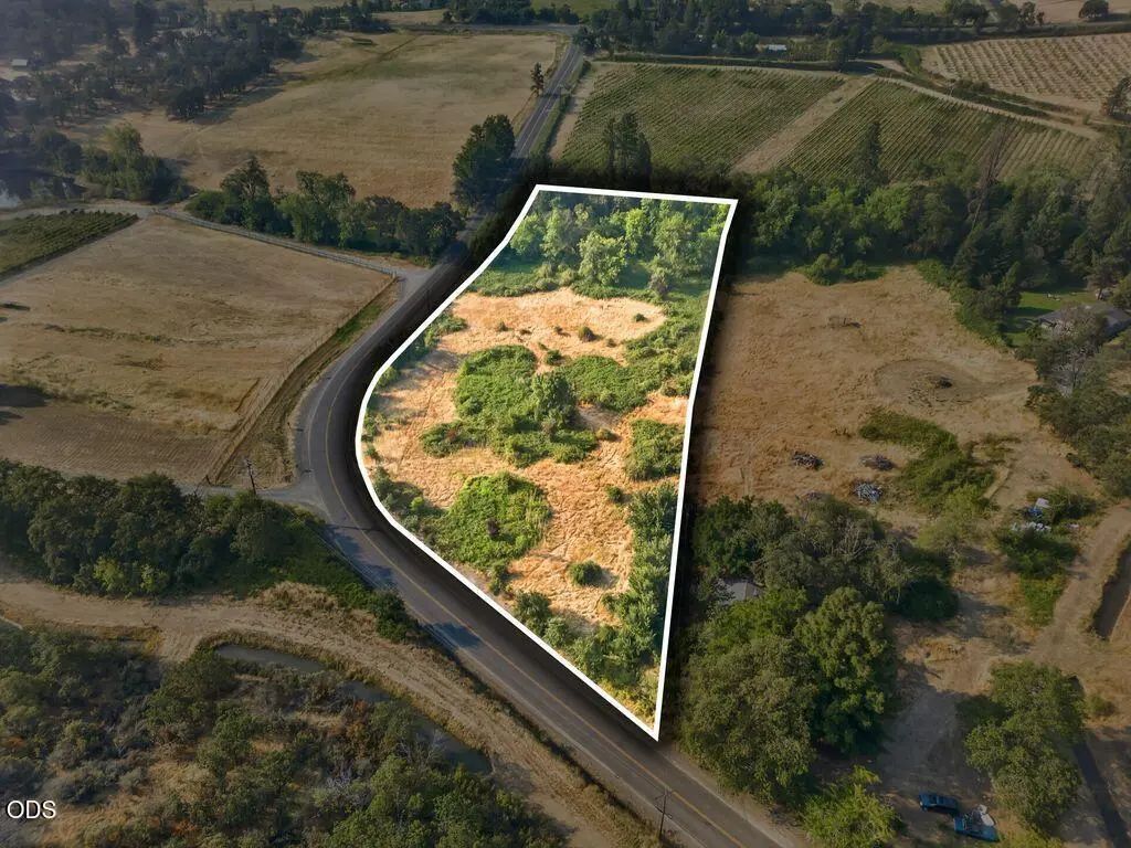 3545 Pioneer Road, Medford