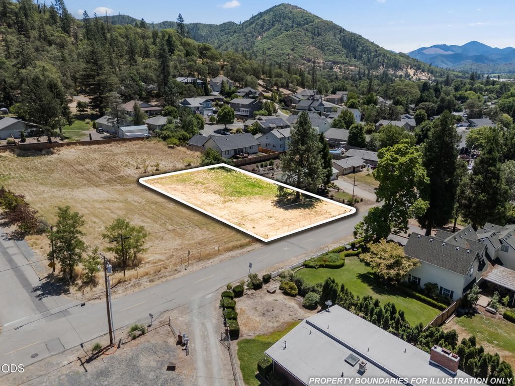 0 Broadway Street, Rogue River
