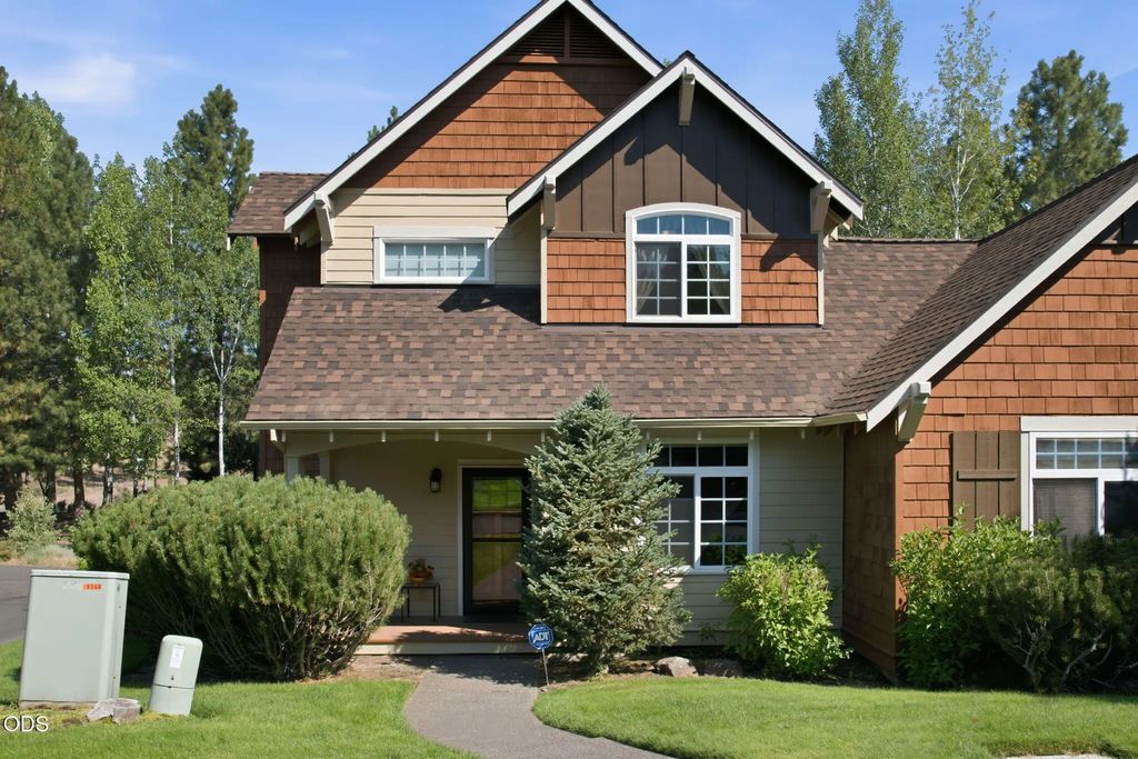 19350 Sw Laurelhurst Way, Bend