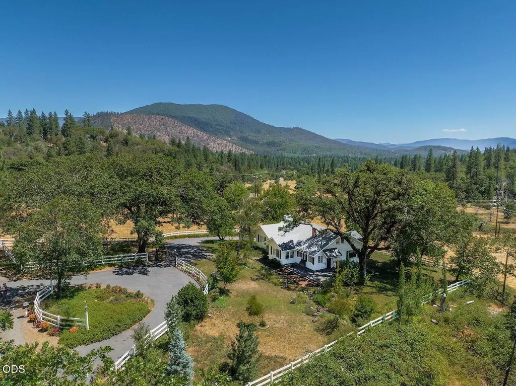 1361 Oxyoke Road, Grants Pass