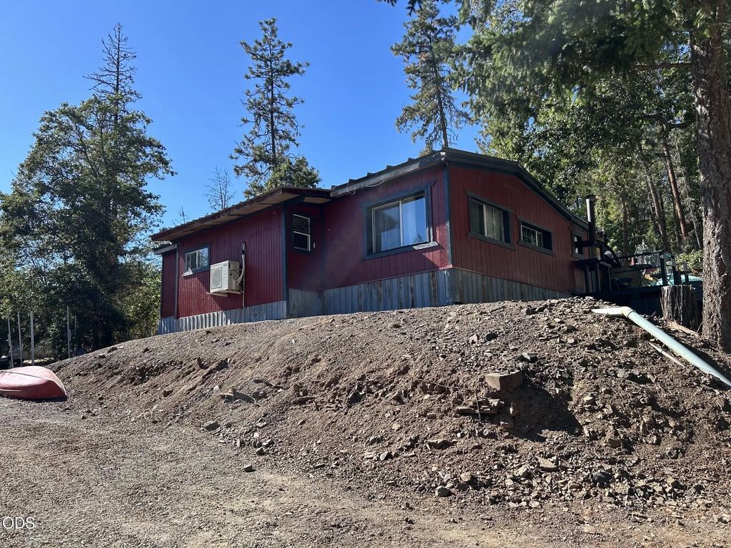 449 Flounce Rock Road, Prospect