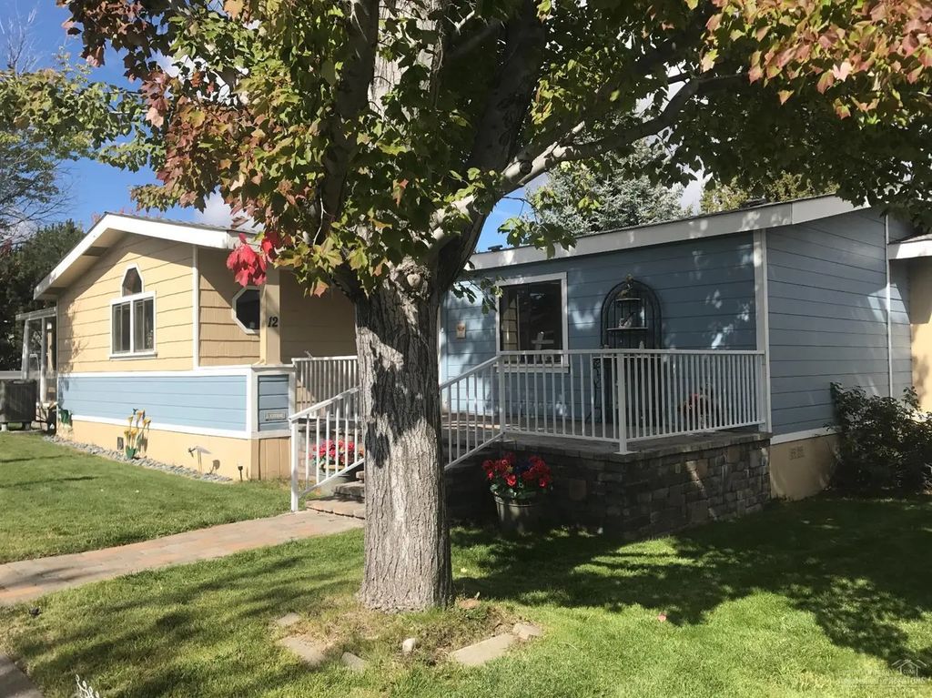 1001 Se 15th Street 12, Bend