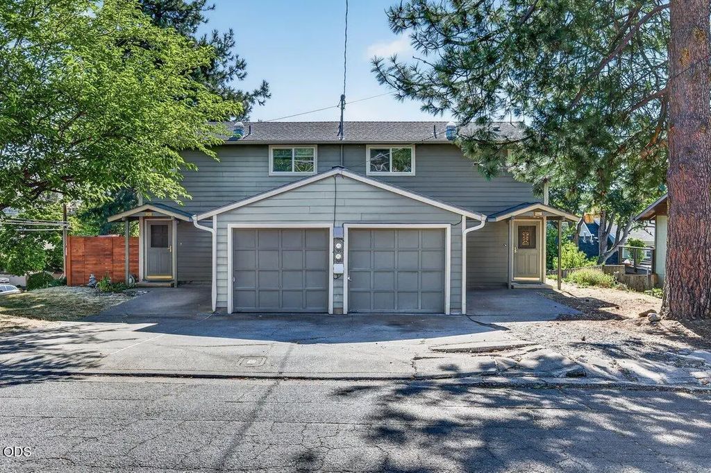 560 Scenic Drive, Ashland