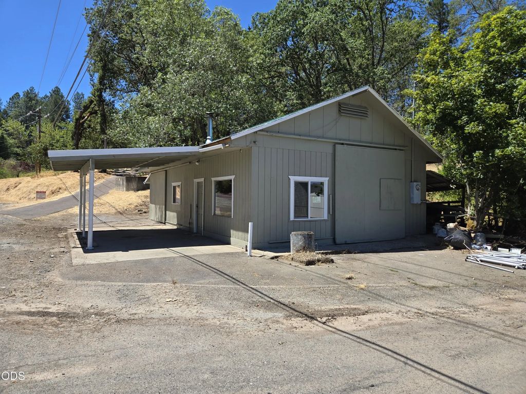 4618 Redwood Avenue, Grants Pass