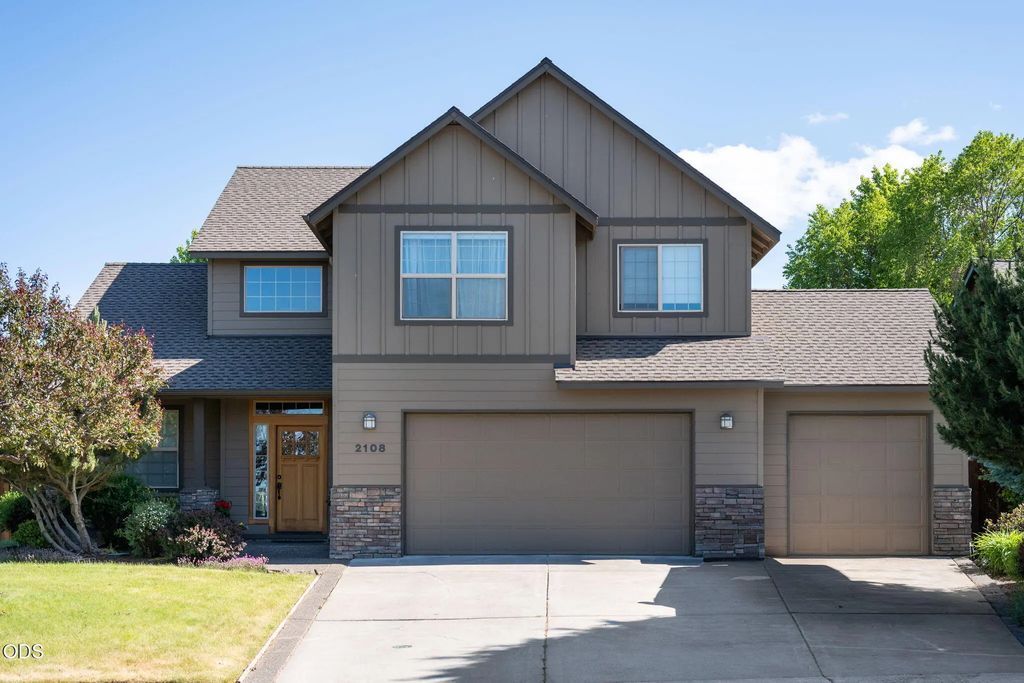2108 Nw Sterling Avenue, Redmond