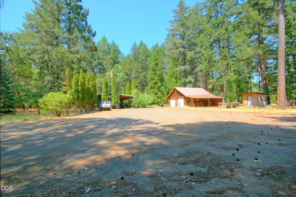 1820 Powell Creek Road, Williams